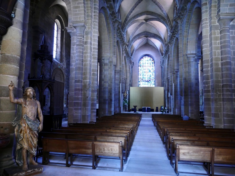 Corrèze19TulleCathédrale00003.JPG
