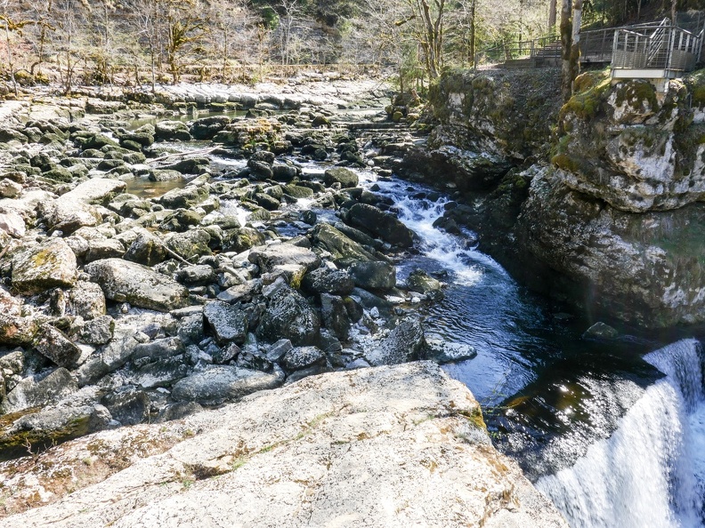Saut du Doubs près du las des Brenets; le Doubs fait marque la frontière avec la France sur une très grande portion du territoire APictureADay2021-058-3.jpg