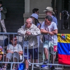 SagradaFamiliaPeopleExt-10